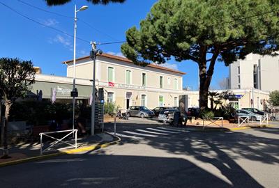 Gare de Juan les Pins